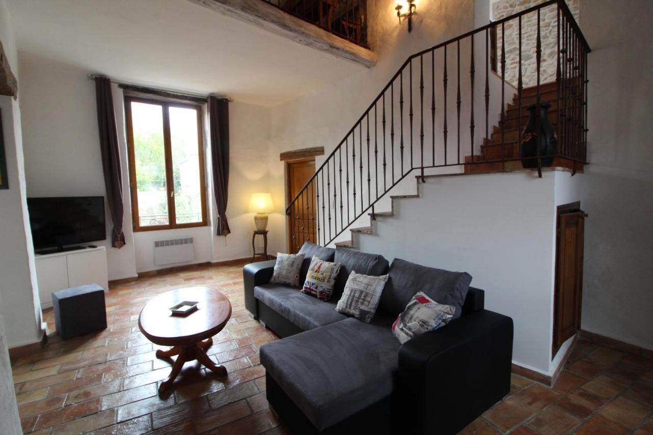 Grand Gite Salavas Exterior photo